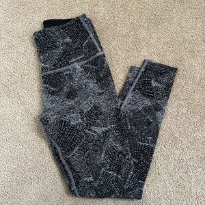 Beyond Yoga high waisted print leggings